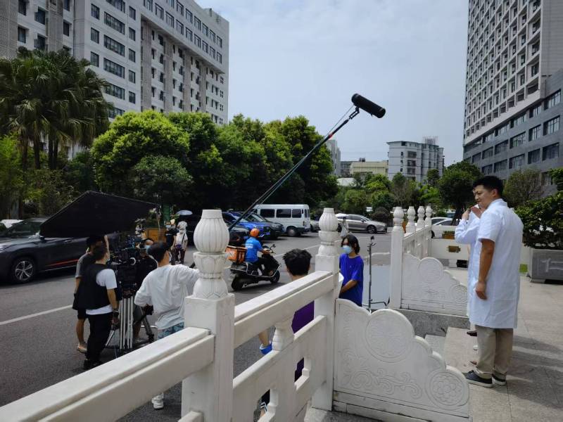 中原区广告片拍摄公司低成本实现高规格制作的诀窍